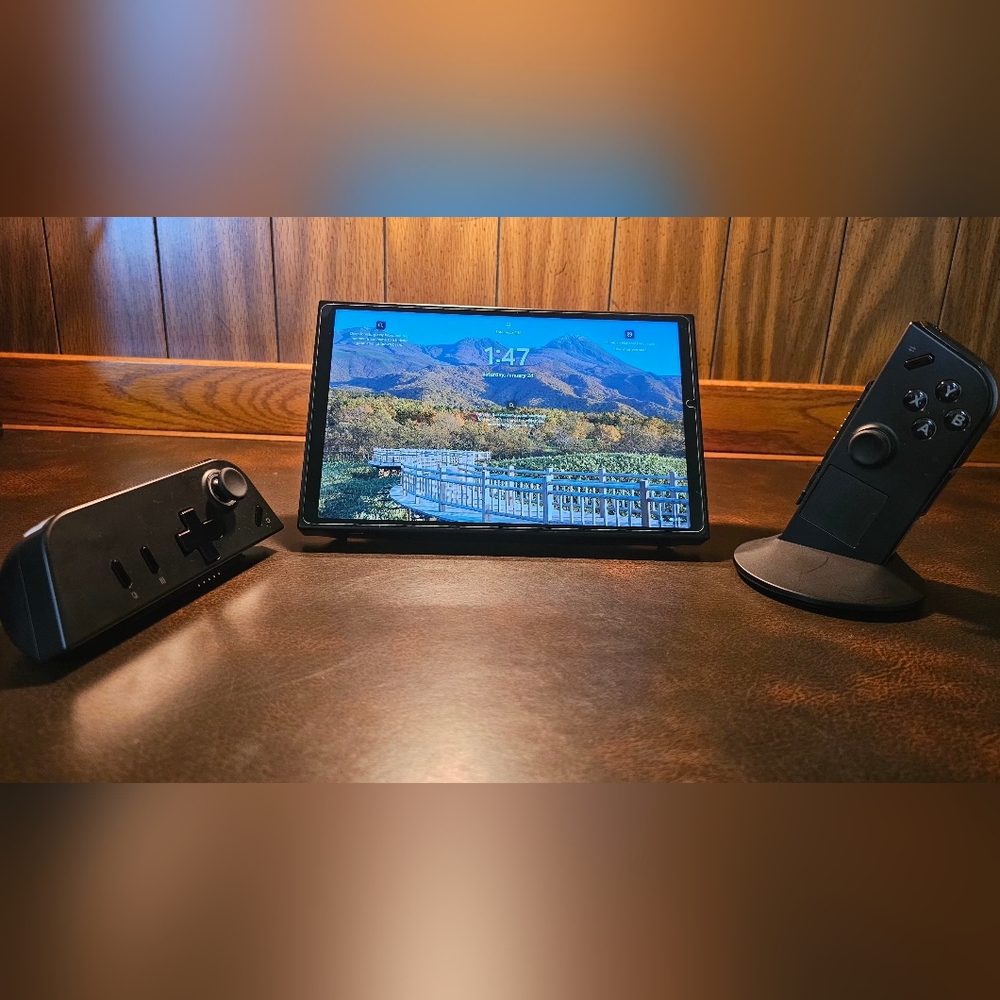 Lenovo Legion Go Handheld Gaming PC + Case (Factory Reset)